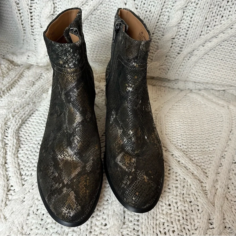 Vionic Kamryn Boa Leather Ankle Boot Size 7.5